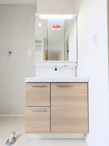 葛飾区青戸７丁目の新築戸建の独立洗面台|～洗面化粧室写真～
