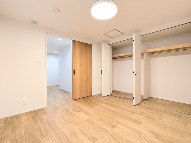 葛飾区青戸７丁目の新築戸建の寝室|～主寝室写真～