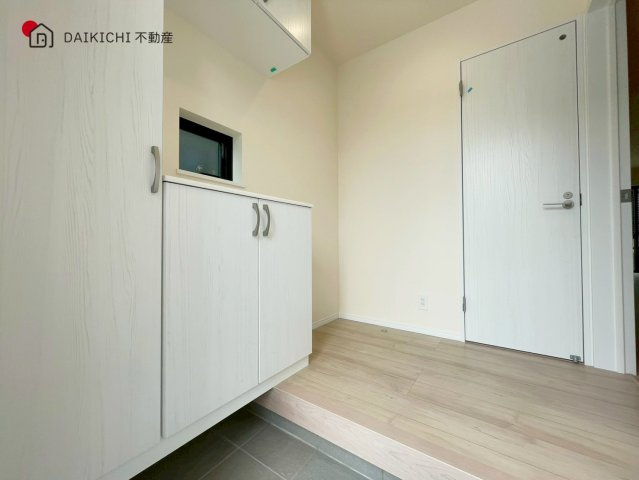 【玄関】 | 第6北本東間　新築戸建　全2棟　A号棟