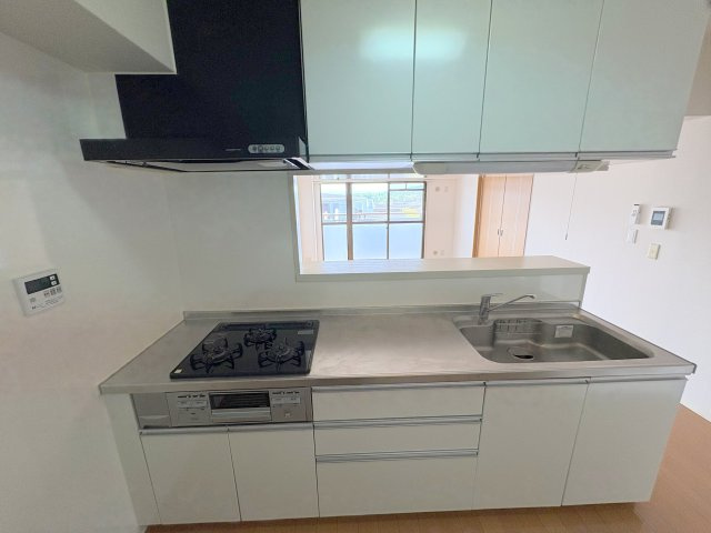 グランドパレス学園前C棟のキッチン