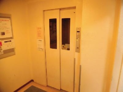 ファーストコート今出川北のその他|エレベーター