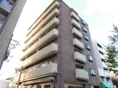 ファーストコート今出川北の外観
