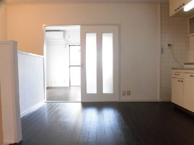 ファーストコート今出川北の居間・リビング|※他タイプのお部屋