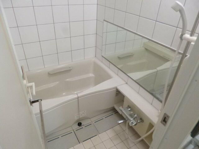 ライフェール新宿御苑ノースサイドの浴室|別室参考写真