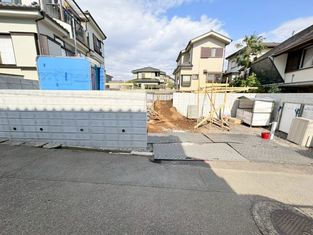 日高市高萩東1丁目　新築分譲　「武蔵高萩駅」9分　敷地46坪　【高萩北小学区】