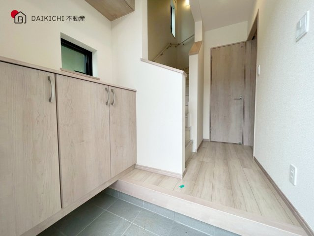 【玄関】 | 第6北本東間　新築戸建　全2棟　B号棟