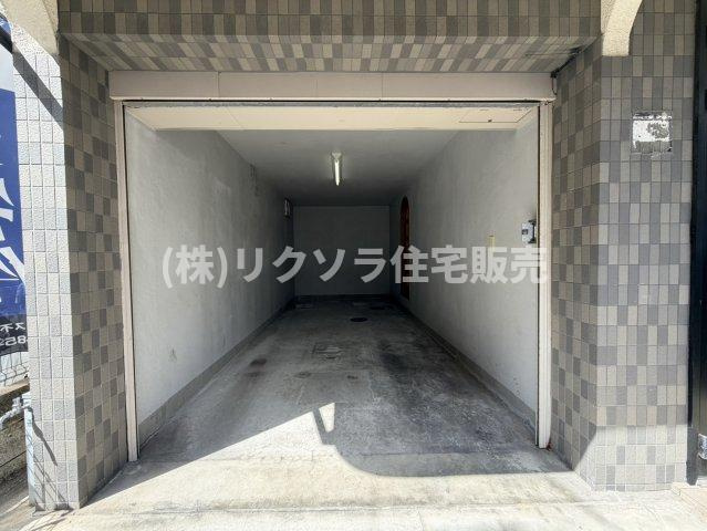 香里北之町　中古一戸建ての駐車場|■物件内覧・資金計画相談・住宅ローン相談、リフォーム相談、お問合せ受付中■
※当日・翌日のご内覧、ご相談はお電話でのお問合せがスムーズです！