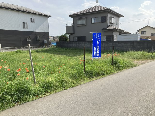 敷地面積78坪　売地　蓮田市江ヶ崎の前面道路含む現地写真|北東側公道約３．６ｍ、１７ｍ以上の接道！お車の出し入れもラクラクです♪
現地（2026年4月）撮影