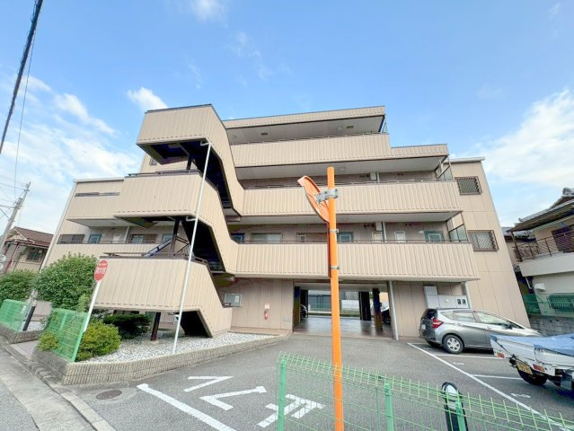 ヴィエント信和の外観
