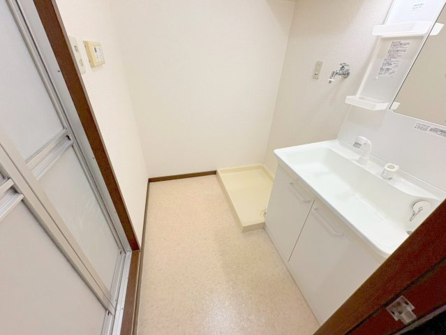 ヴィエント信和のその他