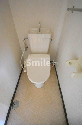 【トイレ】 | リバーサイドクラタ | コンパクトで使いやすいトイレです
