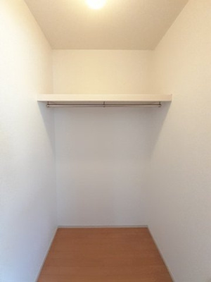 【収納】 | Ｎｅｗアラモード・メゾンⅠ | ちょっとした収納スペースも充実しています