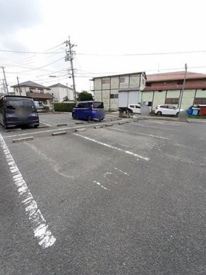 【駐車場】 | コスモハイツＡ | 車をお持ちの方に嬉しい駐車場付きの物件です