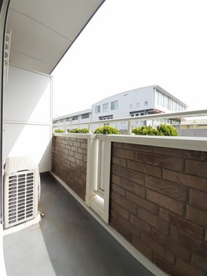 【バルコニー】 | グリーンビレッジＡ棟 | バルコニー付きです