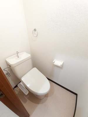 【トイレ】 | ニューシティサンライズ | 清潔感のあるトイレです