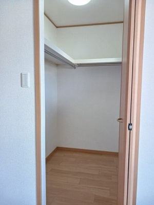 【収納】 | カルムメゾン | 大きなスペースがあり、収納には困りません