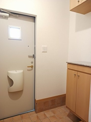 【玄関】 | カルムメゾン | 明るい玄関です