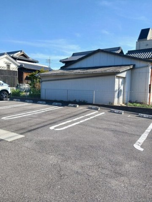 【駐車場】 | アルカンシエルＳａｉ | 車をお持ちの方に嬉しい駐車場付きの物件です