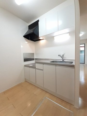 【キッチン】 | ピースフル平島 | キッチンでお料理をお楽しみください