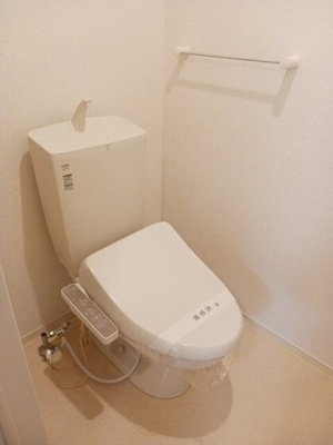 【トイレ】 | ジェルメ | コンパクトで使いやすいトイレです