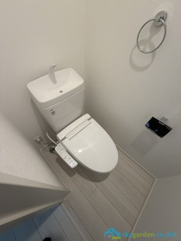 秦野市堀山下第2　新築戸建　全4棟2号棟のトイレ