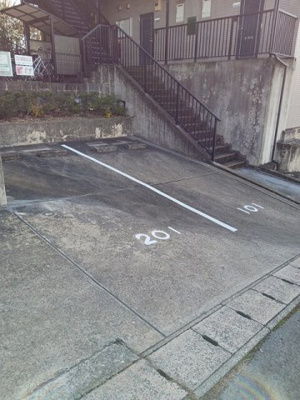 【駐車場】 | ビューステージ | 駐車場です