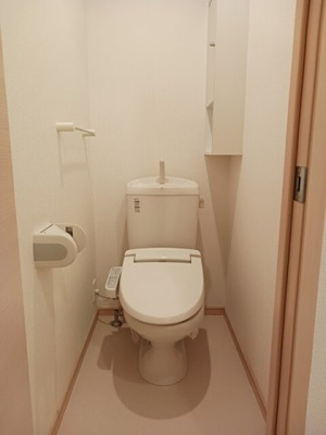 【トイレ】 | スカイハイツＡ | ゆったりとした空間のトイレです