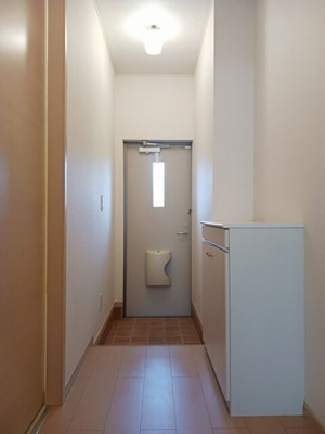 【玄関】 | スカイハイツＡ | シンプルで使いやすい玄関です