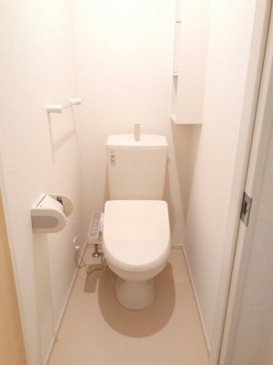 【トイレ】 | アラマート | ゆったりとした空間のトイレです