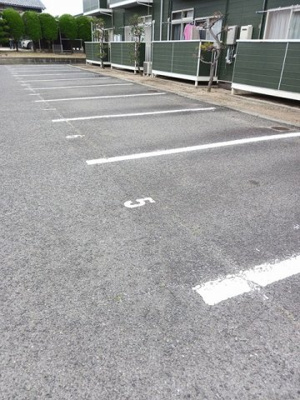 【駐車場】 | レジデンス藤原 | カースペースがあります