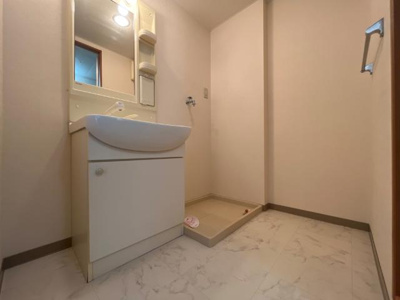 【洗面所】 | Ｖｉｖａｔ中野 | 洗面