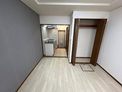 【内装】 | アドバンス | 洋室