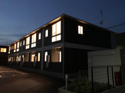 【外観】 | ウィステリアⅡ | 外観写真（夜）