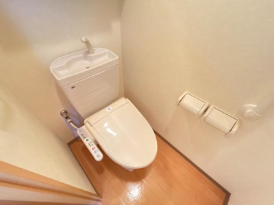 【トイレ】 | Hearty Residence | シャワー付トイレ
