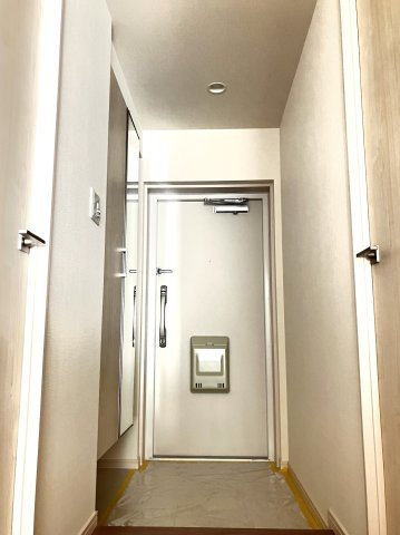鷺沼ハウスの玄関