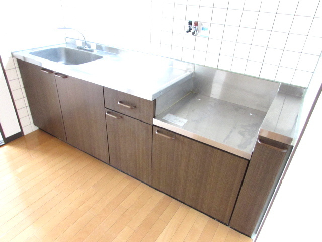 ルシェール小林のキッチン|※同建物の類似写真となります。