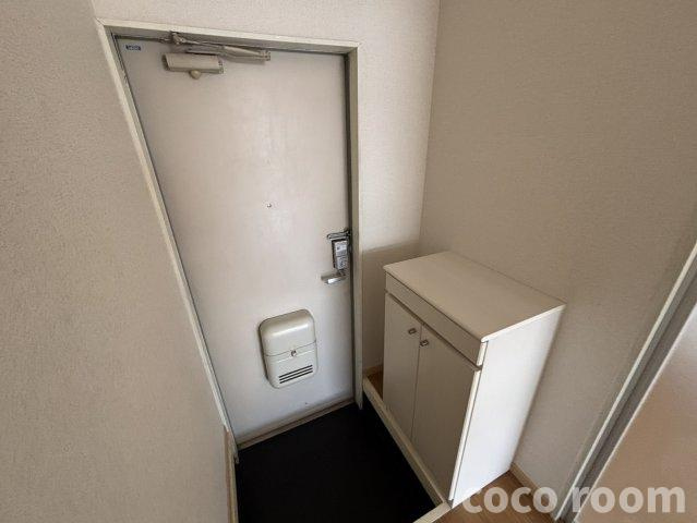 ベルルーム　Ａの玄関