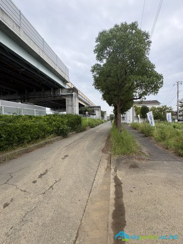 茅ヶ崎市西久保Ⅲ　新築戸建　全４棟C号棟の前面道路含む現地写真