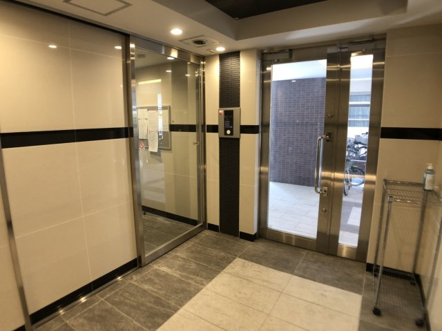 プレシャスワン錦糸町のロビー