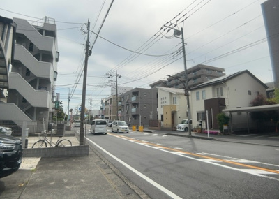 【展望】 | メゾン橋本 | 眺望の良さを楽しめるダイニングキッチンで家族団らんの時間を過ごしてはいかがでしょうか。バルコニーから見える景色を家族で眺める時間は、時間が経つのを忘れてしまいそうですね。是非、現地を見に行きましょう！