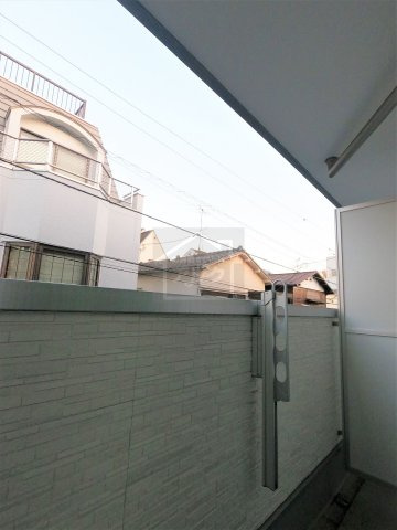 練馬区氷川台４丁目のアパートのバルコニー|落ち着いた時間を過ごせるバルコニーです