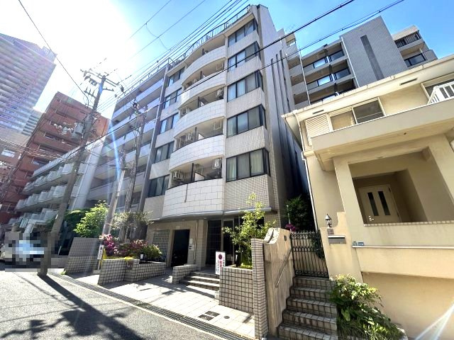 ロイヤル六甲駅前