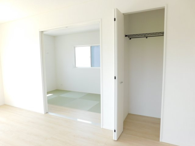 愛西市落合町中河原の新築一戸建の収納|リビング収納◇　　リビングの荷物やお子様のおもちゃなどが片付きます♪