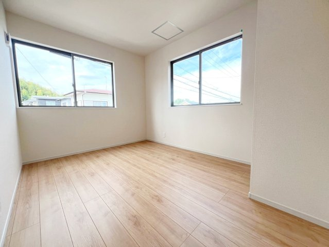 藤枝市瀬古4期／の洋室