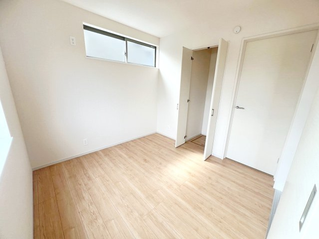 藤枝市瀬古4期／の洋室|1階洋室