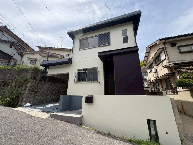 塩屋台３丁目　中古戸建て