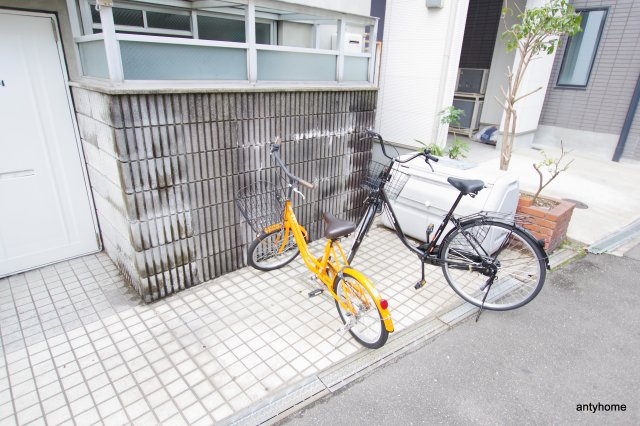 アレグリアプレイス神崎川　仲介手数料無料の駐車場