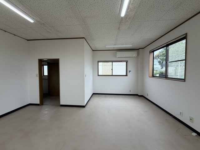 小池ビルの内装