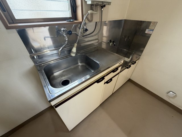 小池ビルのキッチン