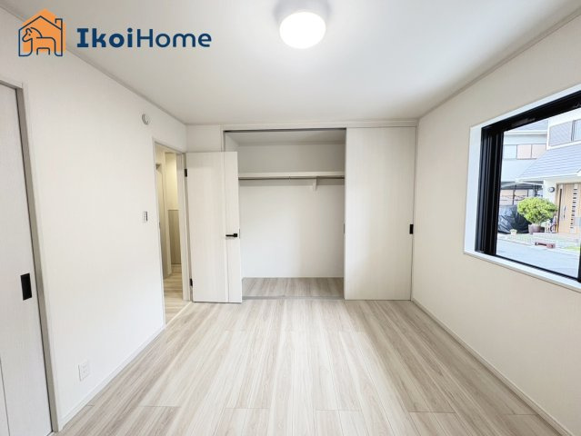 明石市二見町西二見　新築戸建の内装|◆同社施工例◆年中無休：当日予約可●遮熱・遮音性に優れた「遮熱Ｌｏｗ−ｅ複層硝子入り窓」ペアガラス